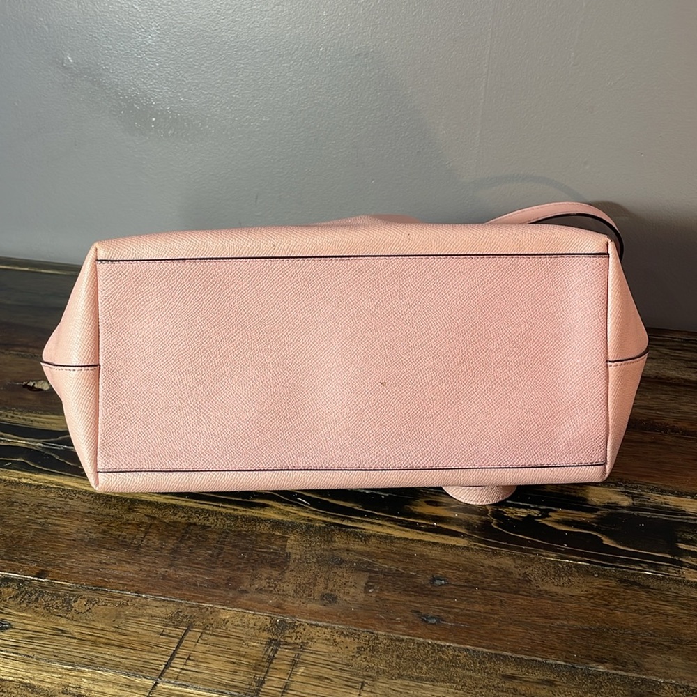 Coach petal pink handbag nice shape some nics along handle as shown - beautiful! - Picture 11 of 17